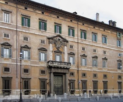 La facciata del Palazzo Borghese